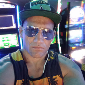 Meet your Posher, Joshua